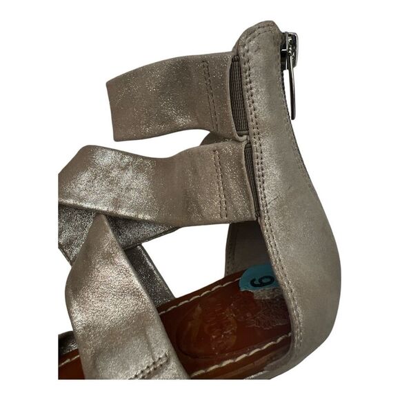 Vince Camuto Seevina strappy sandal - Picture 7 of 7